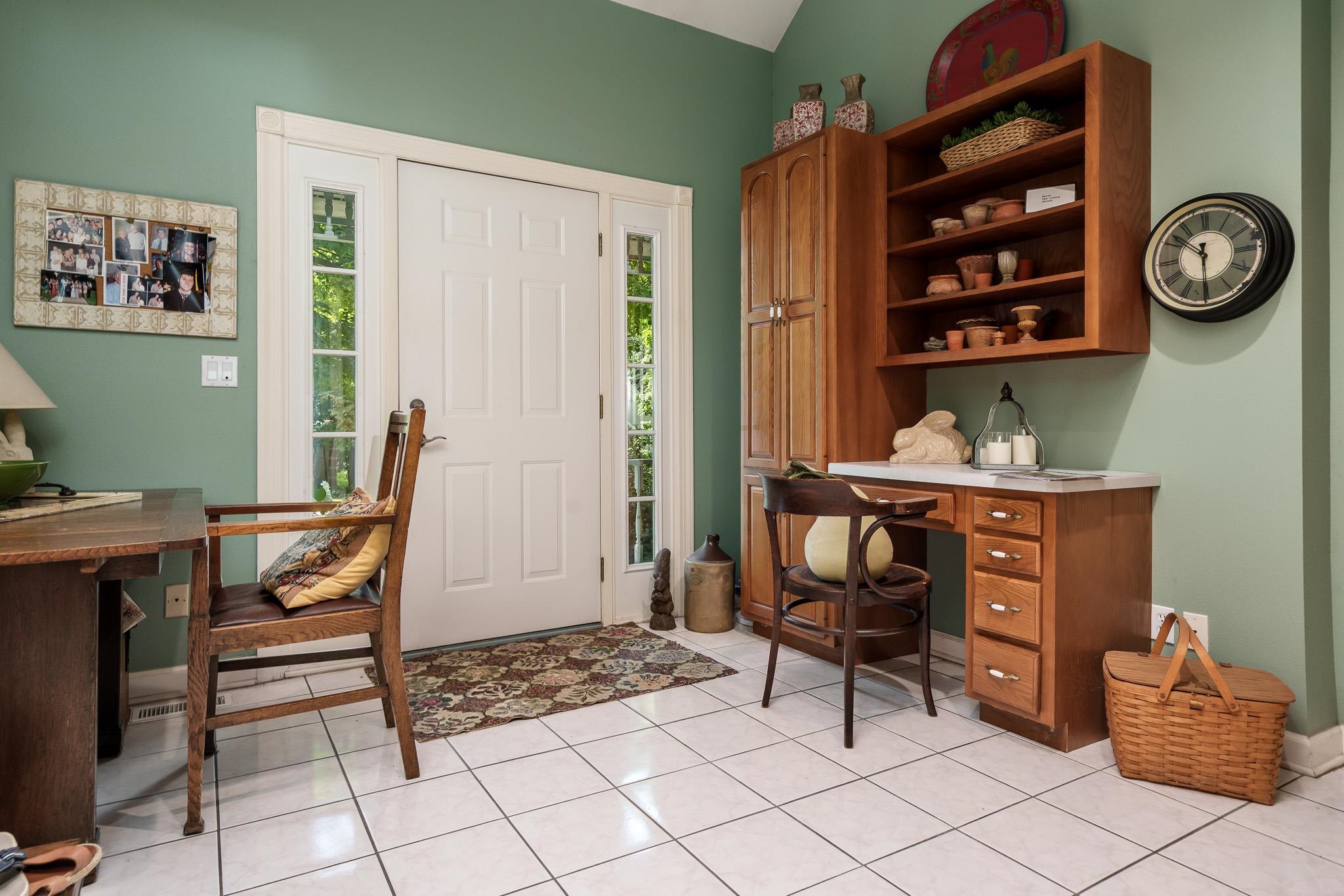 Rockford, Illinois, 61107, United States, 4 Bedrooms Bedrooms, ,5 BathroomsBathrooms,Residential,For Sale,1928082