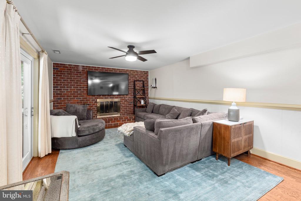 Fredericksburg, Virginia, 22407, United States, 4 Bedrooms Bedrooms, ,4 BathroomsBathrooms,Residential,For Sale,1849962