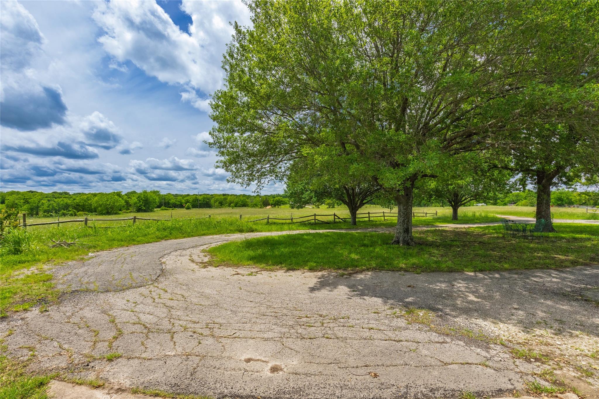 Campbell, Texas, 75442, United States, 3 Bedrooms Bedrooms, ,2 BathroomsBathrooms,Residential,For Sale,1854450