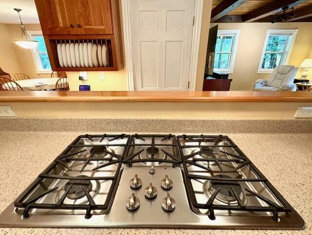 Sanford, Maine, 04083, United States, 3 Bedrooms Bedrooms, ,2 BathroomsBathrooms,Residential,For Sale,1940067
