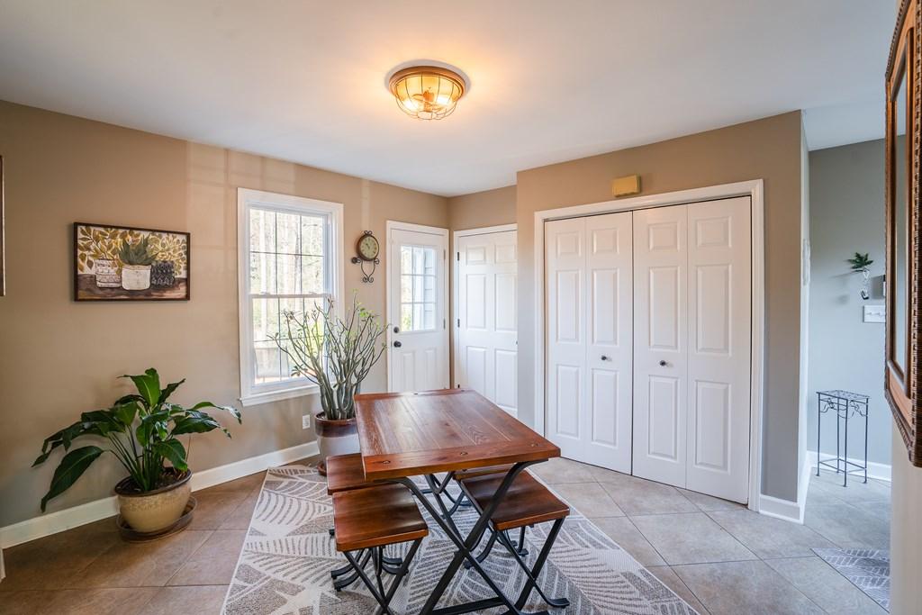 DALTON, Georgia, 30720, United States, 4 Bedrooms Bedrooms, ,3 BathroomsBathrooms,Residential,For Sale,1695923