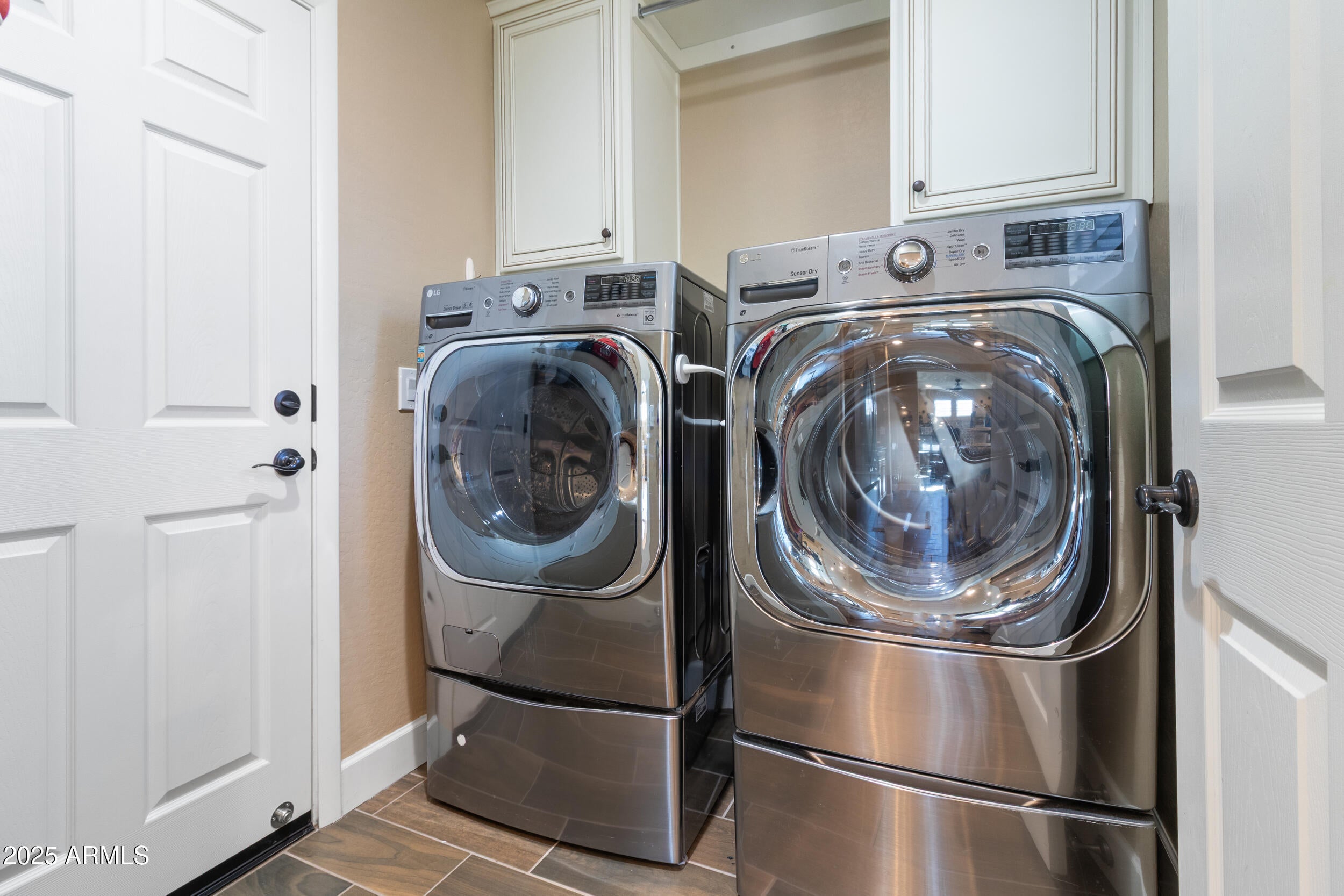 Wickenburg, Arizona, 85390, United States, 2 Bedrooms Bedrooms, ,3 BathroomsBathrooms,Residential,For Sale,2006351