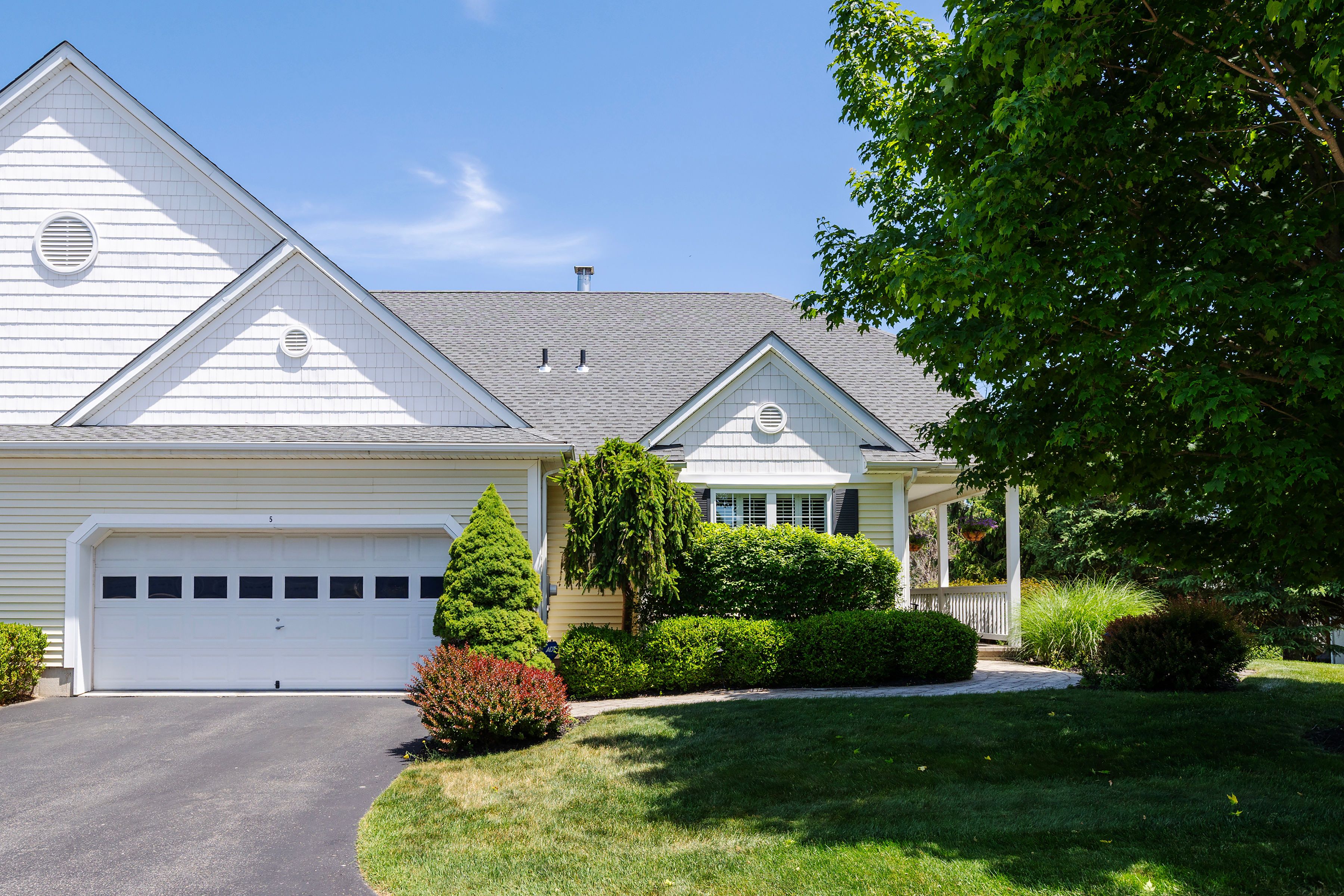  5 Equestrian Way, Poughquag, NY, 12570 - 物件實景