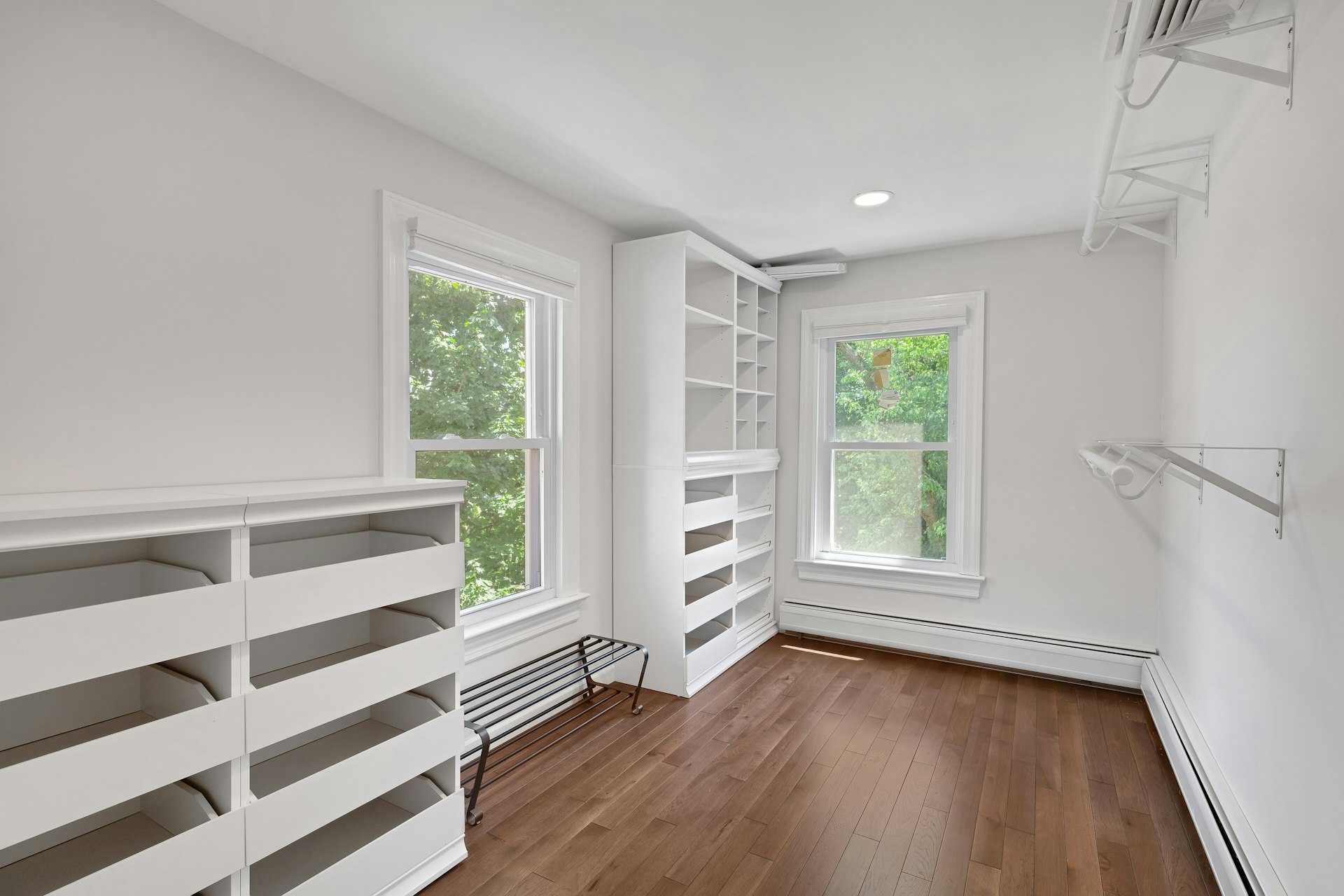 Boonton, New Jersey, 07005, United States, 3 Bedrooms Bedrooms, ,4 BathroomsBathrooms,Residential,For Sale,1974319