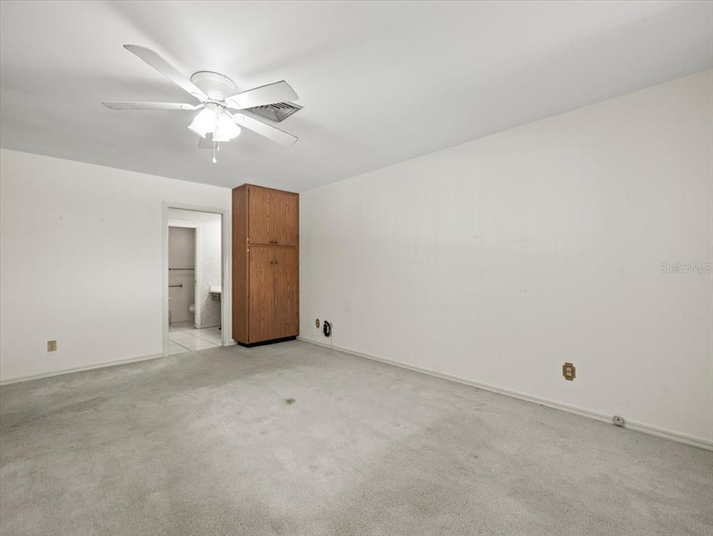 Tampa, Florida, 33618, United States, 4 Bedrooms Bedrooms, ,2 BathroomsBathrooms,Residential,For Sale,1966497