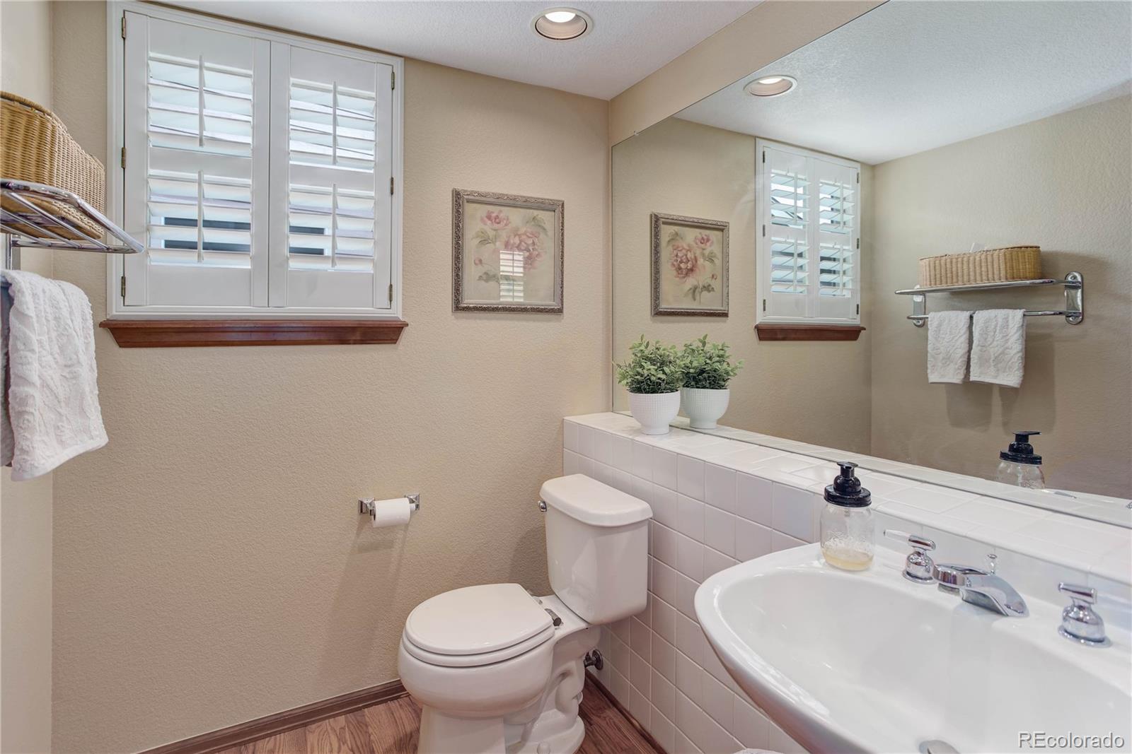 Lone Tree, Colorado, 80124, United States, 6 Bedrooms Bedrooms, ,4 BathroomsBathrooms,Residential,For Sale,1766580