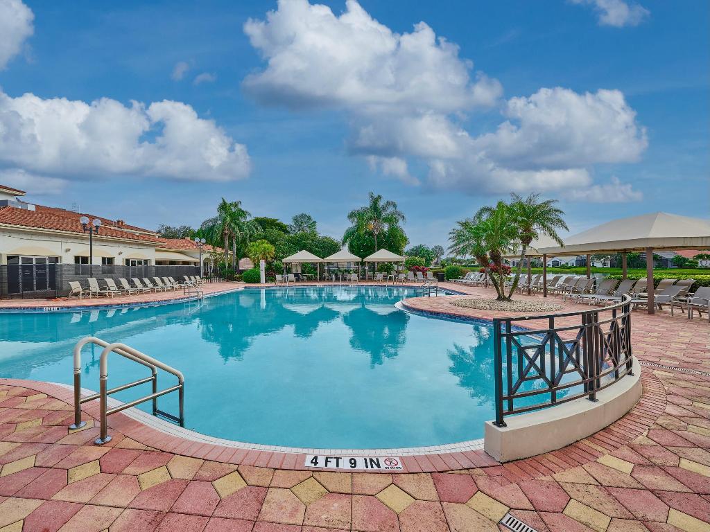 Delray Beach, Florida, 33446, United States, 3 Bedrooms Bedrooms, ,3 BathroomsBathrooms,Residential,For Sale,2011348