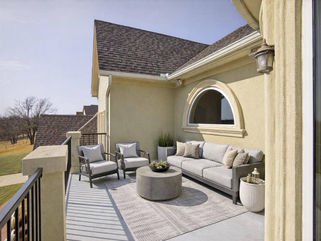Grand Prairie, Texas, 75104, United States, 4 Bedrooms Bedrooms, ,5 BathroomsBathrooms,Residential,For Sale,2018050