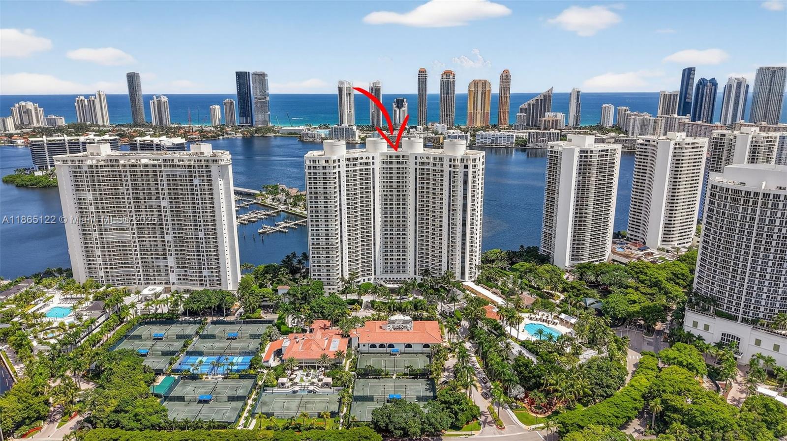 Aventura, Florida, 33160, United States, 3 Bedrooms Bedrooms, ,4 BathroomsBathrooms,Residential,For Sale,1942054