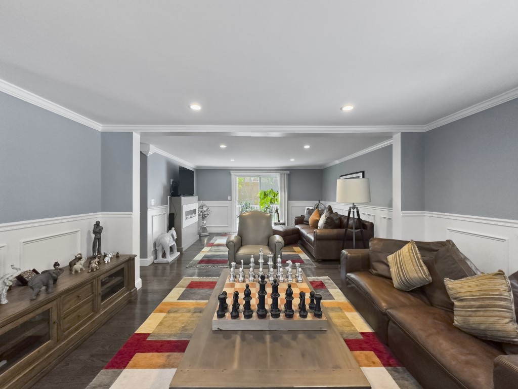 North Andover, Massachusetts, 01845, United States, 3 Bedrooms Bedrooms, ,4 BathroomsBathrooms,Residential,For Sale,2005973