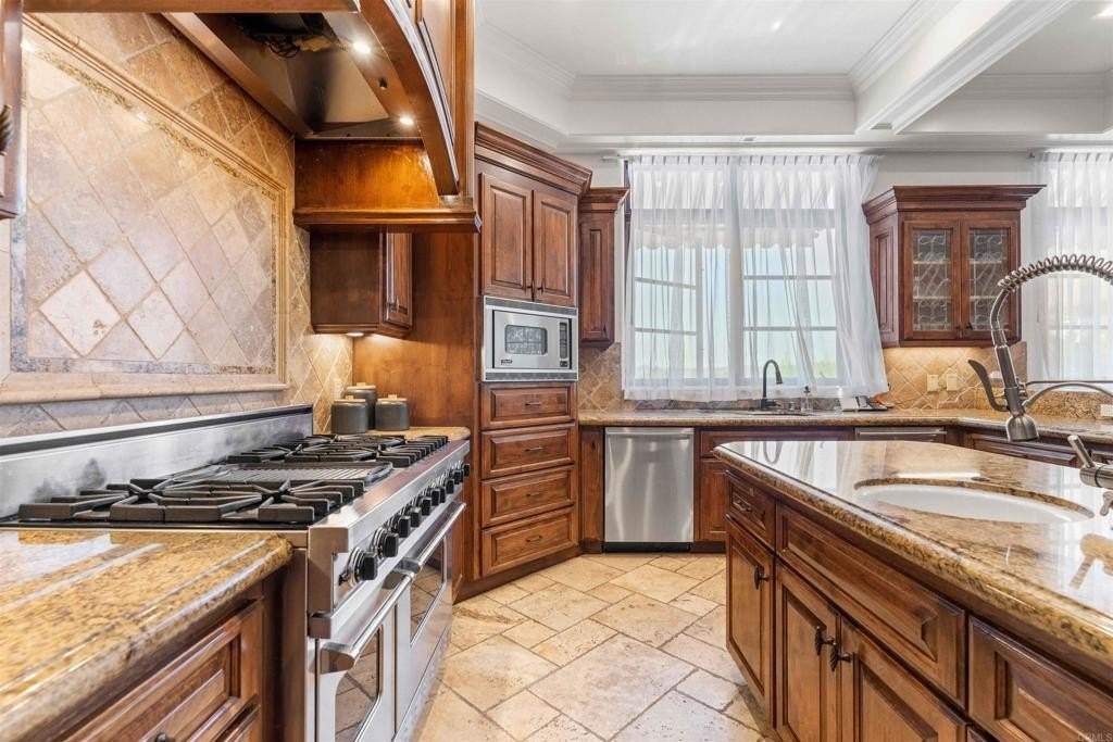 San Diego, California, 92130, United States, 8 Bedrooms Bedrooms, ,9 BathroomsBathrooms,Residential,For Sale,1932906
