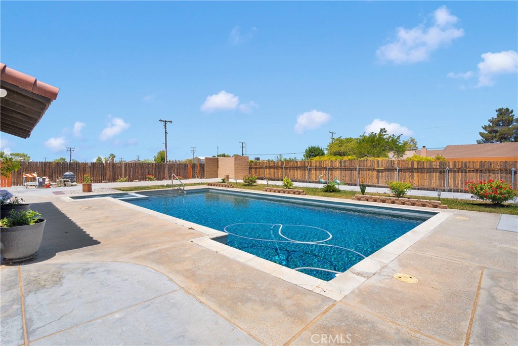 Apple Valley, California, 92307, United States, 4 Bedrooms Bedrooms, ,4 BathroomsBathrooms,Residential,For Sale,1980468