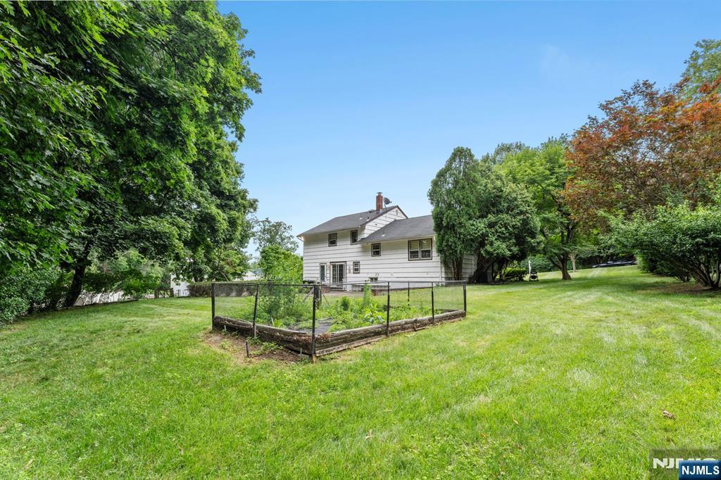 Twp of Washington, New Jersey, 07676, United States, 3 Bedrooms Bedrooms, ,2 BathroomsBathrooms,Residential,For Sale,1885353