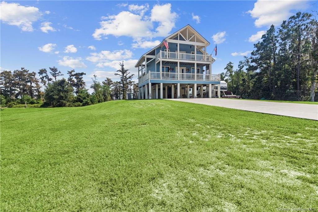 Lake Charles, Louisiana, 70611, United States, 4 Bedrooms Bedrooms, ,2 BathroomsBathrooms,Residential,For Sale,1980558