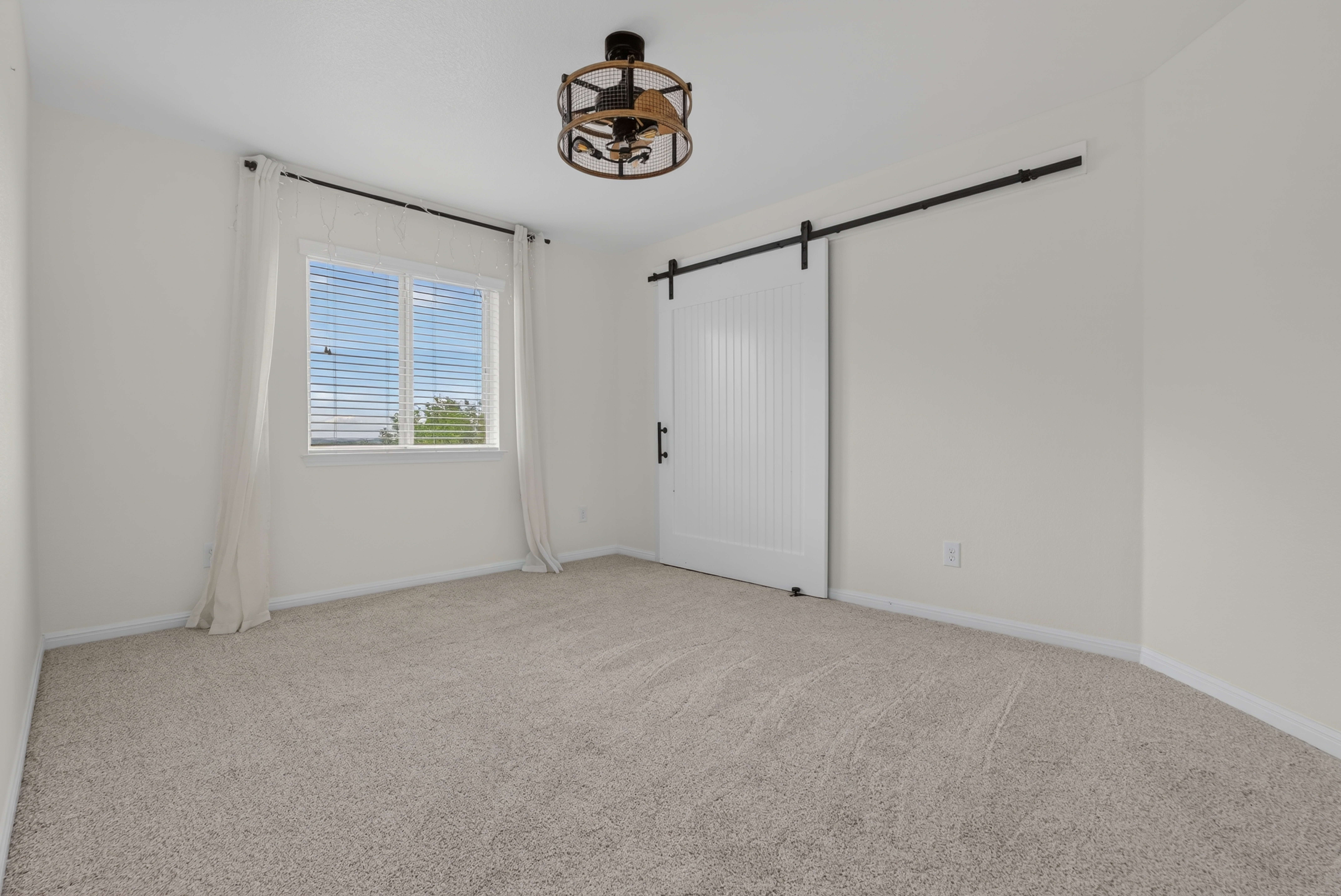  700 Ledge Stone Drive, Austin, TX 78737 - 物件實景
