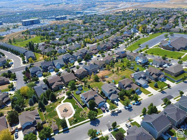 Lehi, Utah, 84043, United States, 6 Bedrooms Bedrooms, ,4 BathroomsBathrooms,Residential,For Sale,1938203