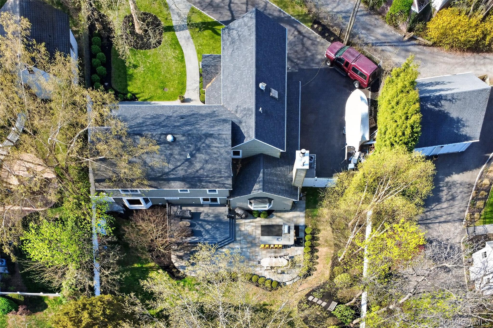  21 Midland Street, Cold Spring Harbor, NY 11724 - 物件實景