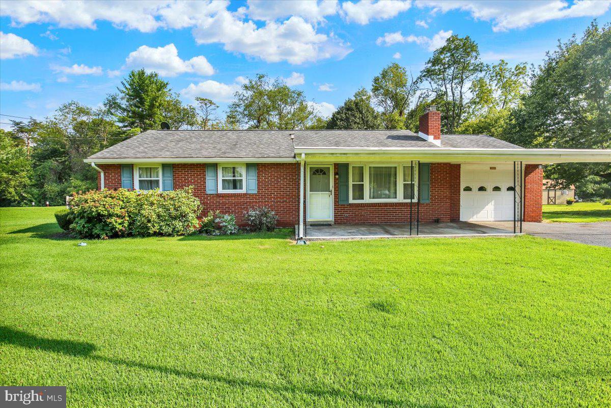 Cascades Ln, Leesport, PA 19533