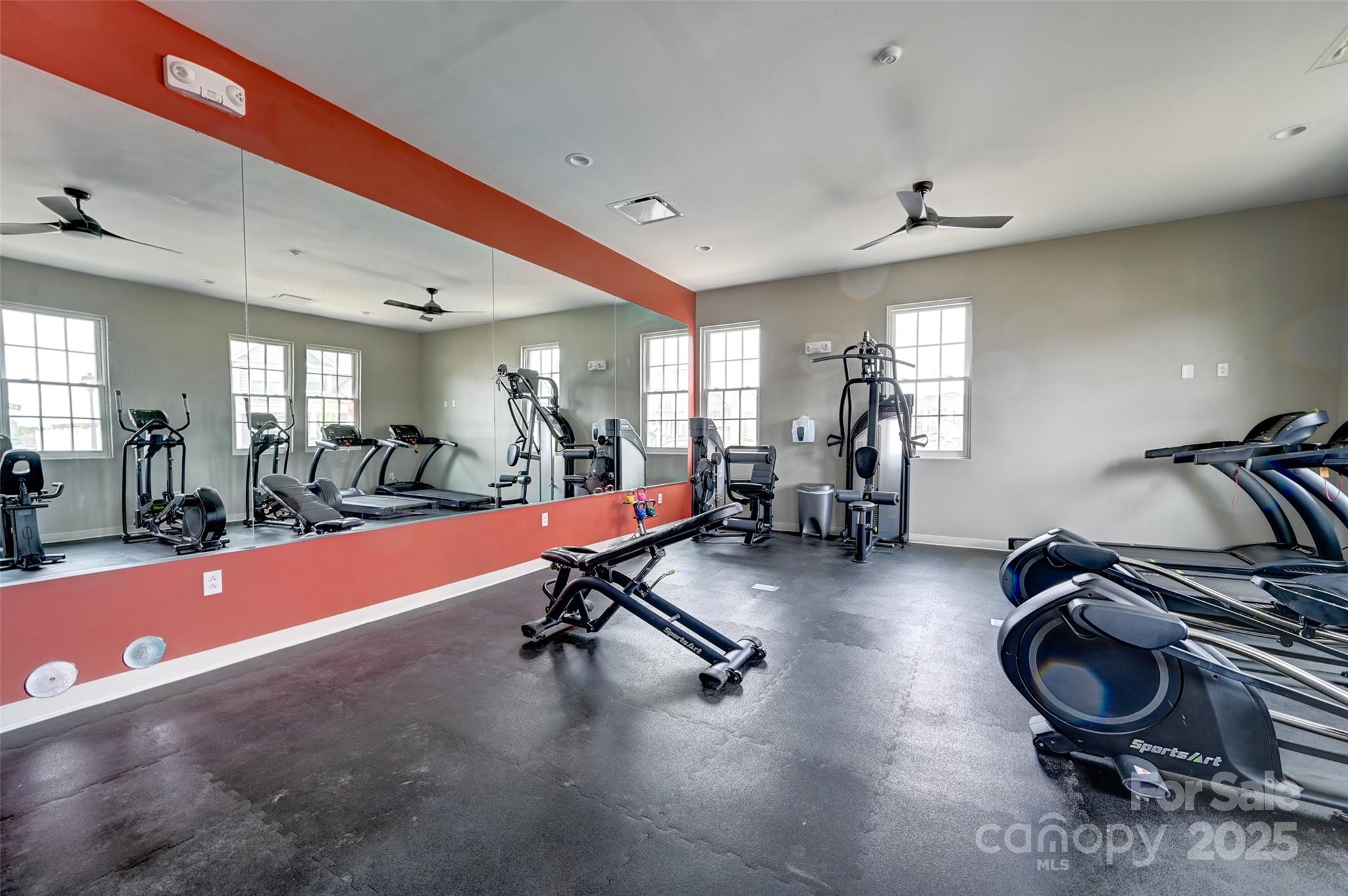 Hendersonville, North Carolina, 28792, United States, 3 Bedrooms Bedrooms, ,3 BathroomsBathrooms,Residential,For Sale,1927373