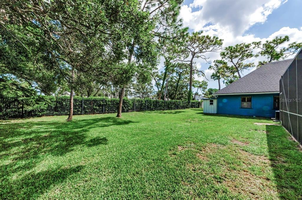 Seminole, Florida, 33777, United States, 4 Bedrooms Bedrooms, ,4 BathroomsBathrooms,Residential,For Sale,1933649