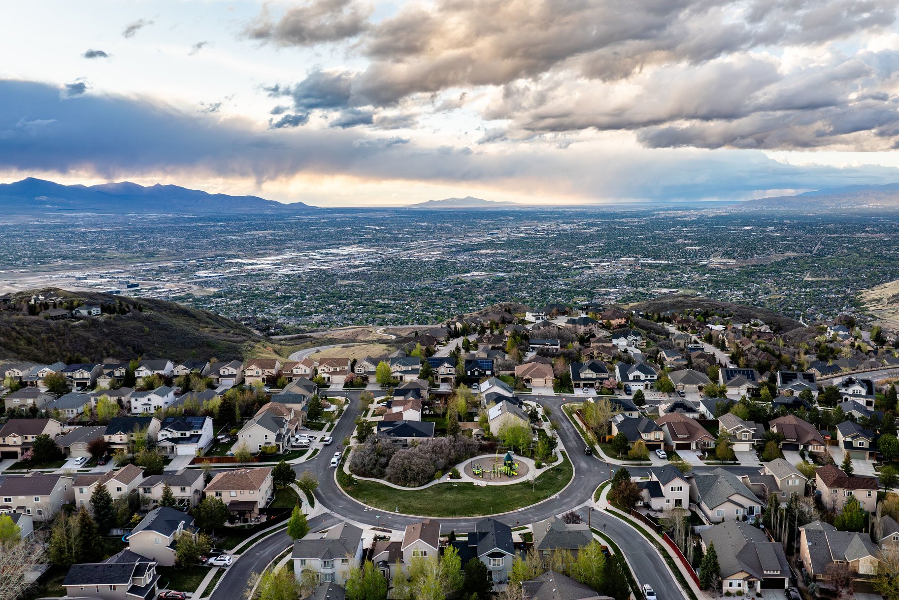  Quiet Cul De Sac & Life Above the City - 物件實景