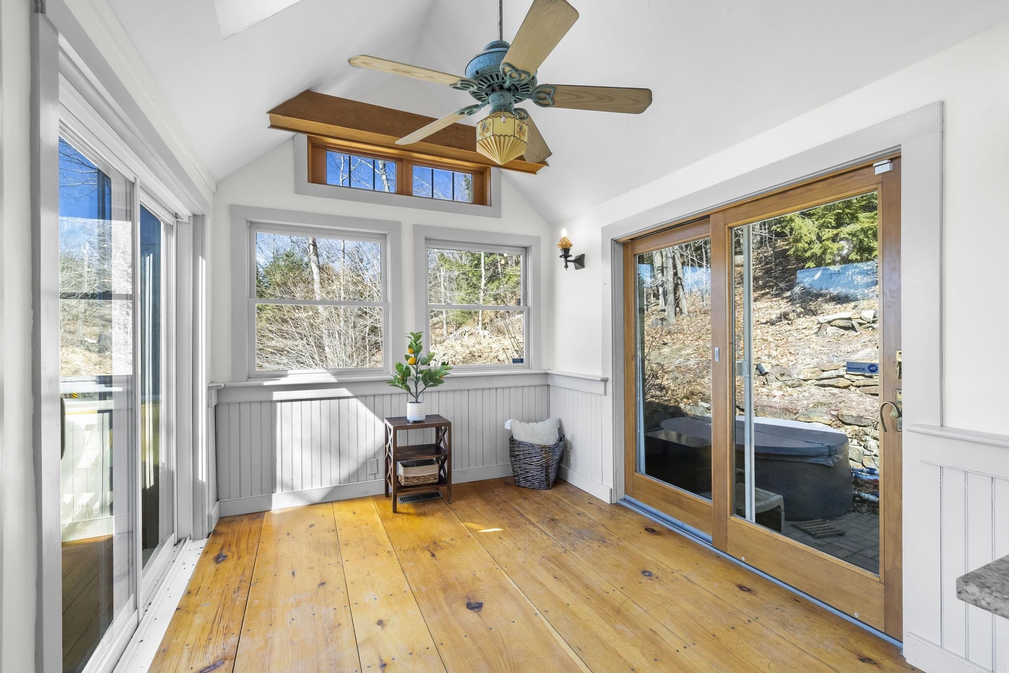 Weare, New Hampshire, 03281, United States, 2 Bedrooms Bedrooms, ,Residential,For Sale,1887155