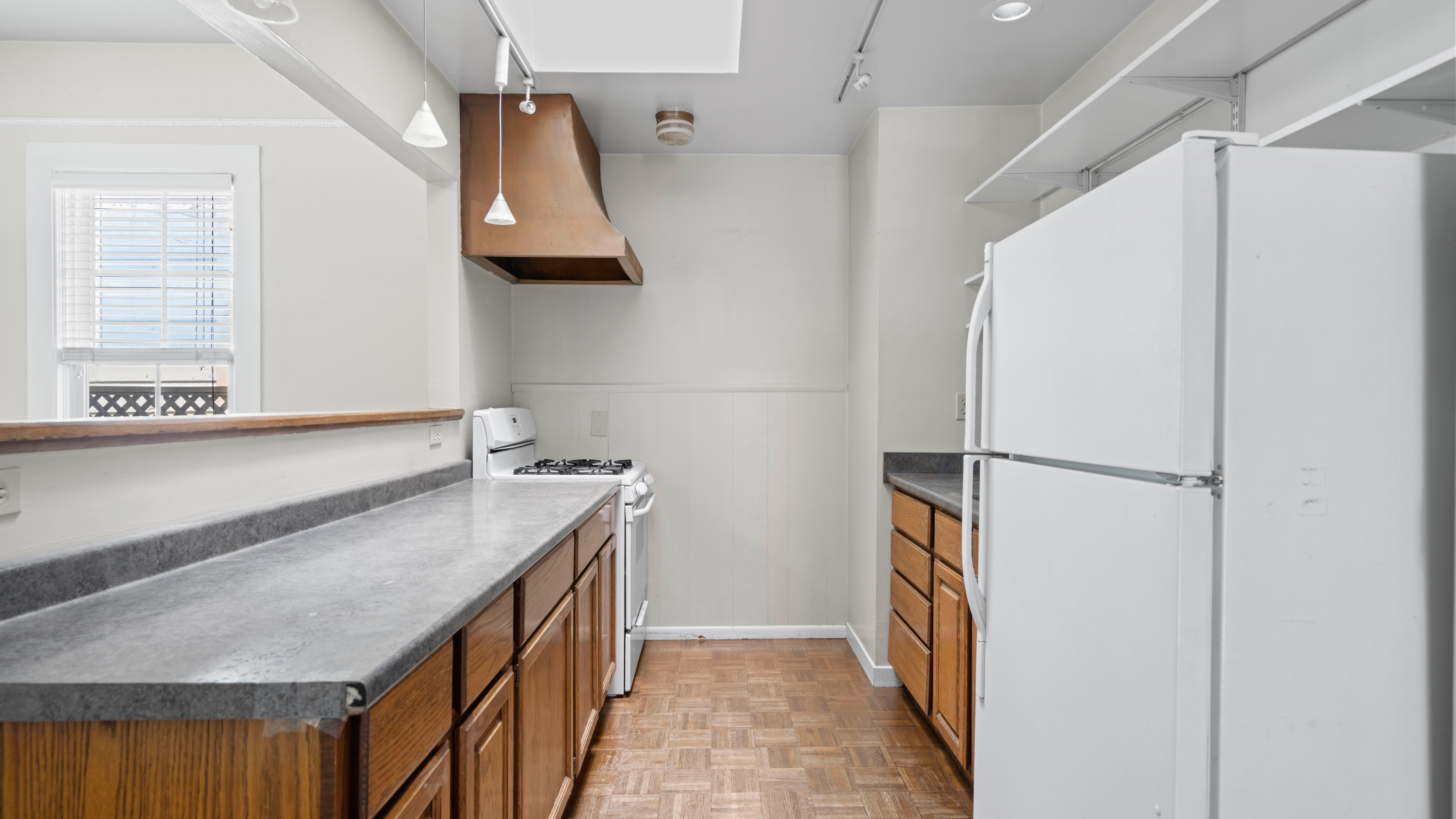  Charming Duplex in the Heart of Downtown - 物件實景