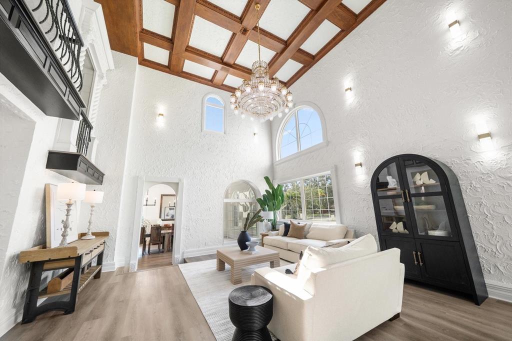 St Petersburg, Florida, 33707, United States, 5 Bedrooms Bedrooms, ,9 BathroomsBathrooms,Residential,For Sale,2000985