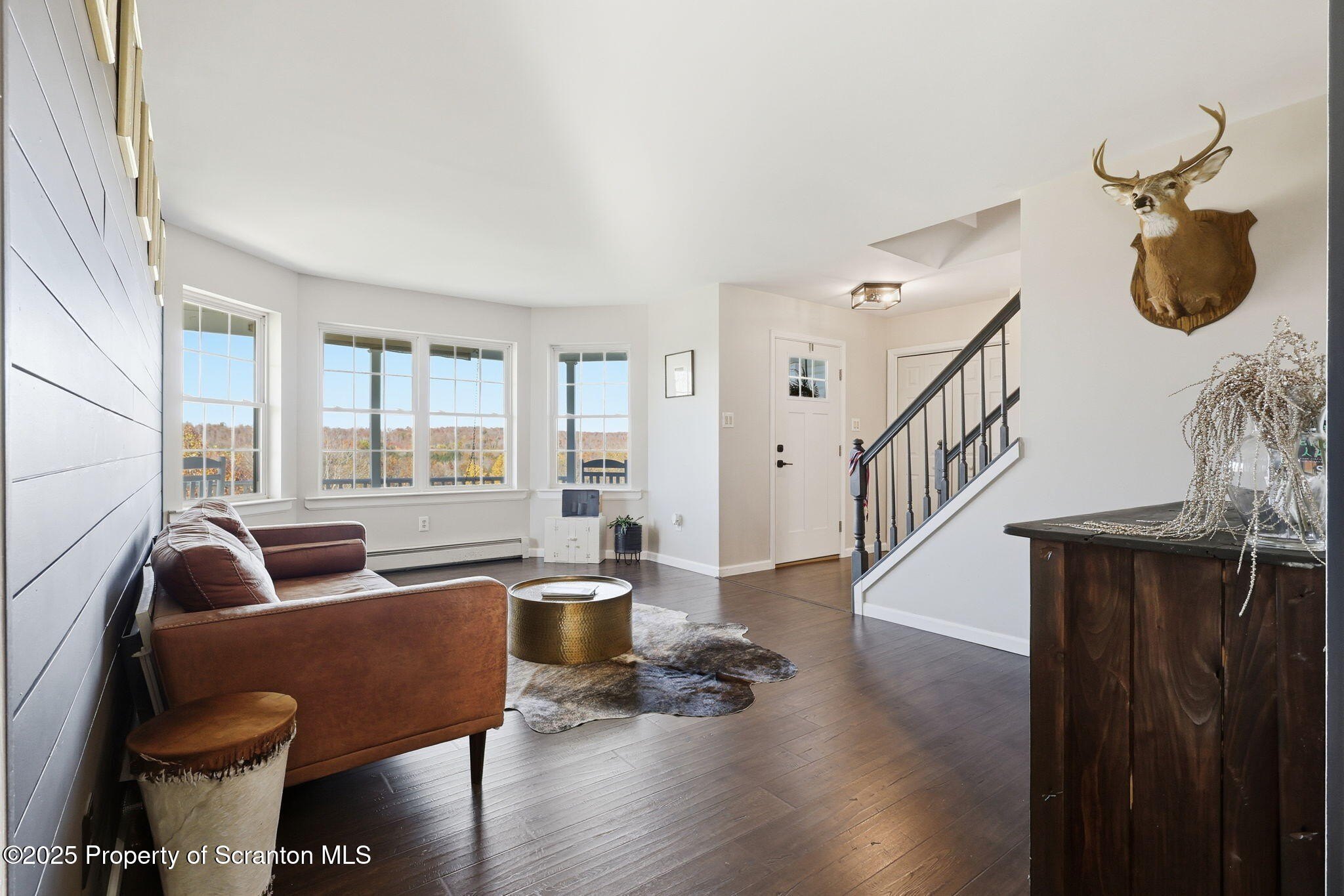 Clifford Twp, Pennsylvania, 18470, United States, 4 Bedrooms Bedrooms, ,3 BathroomsBathrooms,Residential,For Sale,1978908