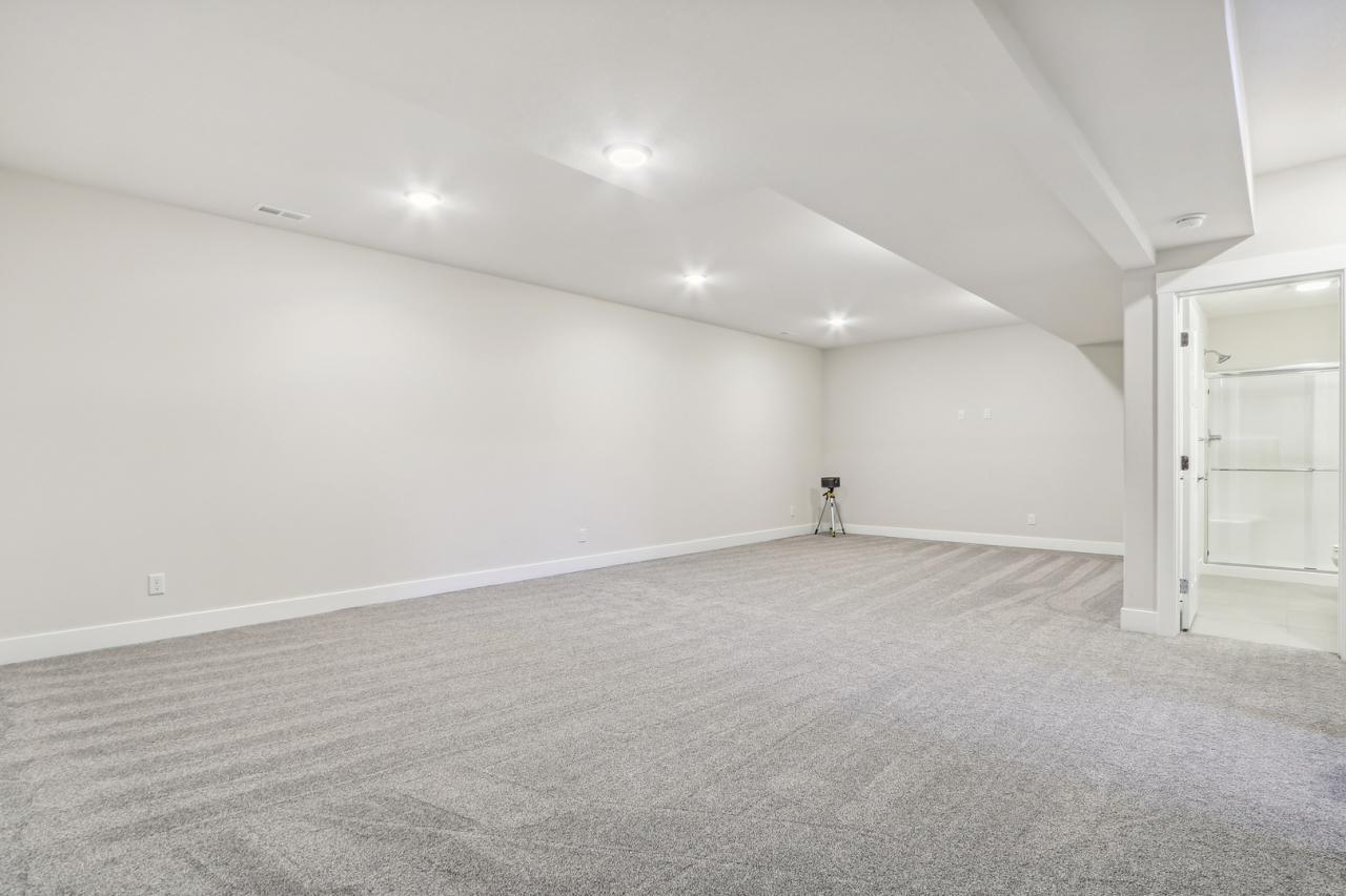 4812 Oakdale Drive, Champaign, Illinois, 61822, United States, 5 Bedrooms Bedrooms, ,4 BathroomsBathrooms,Residential,For Sale,4812 Oakdale Drive,1646863