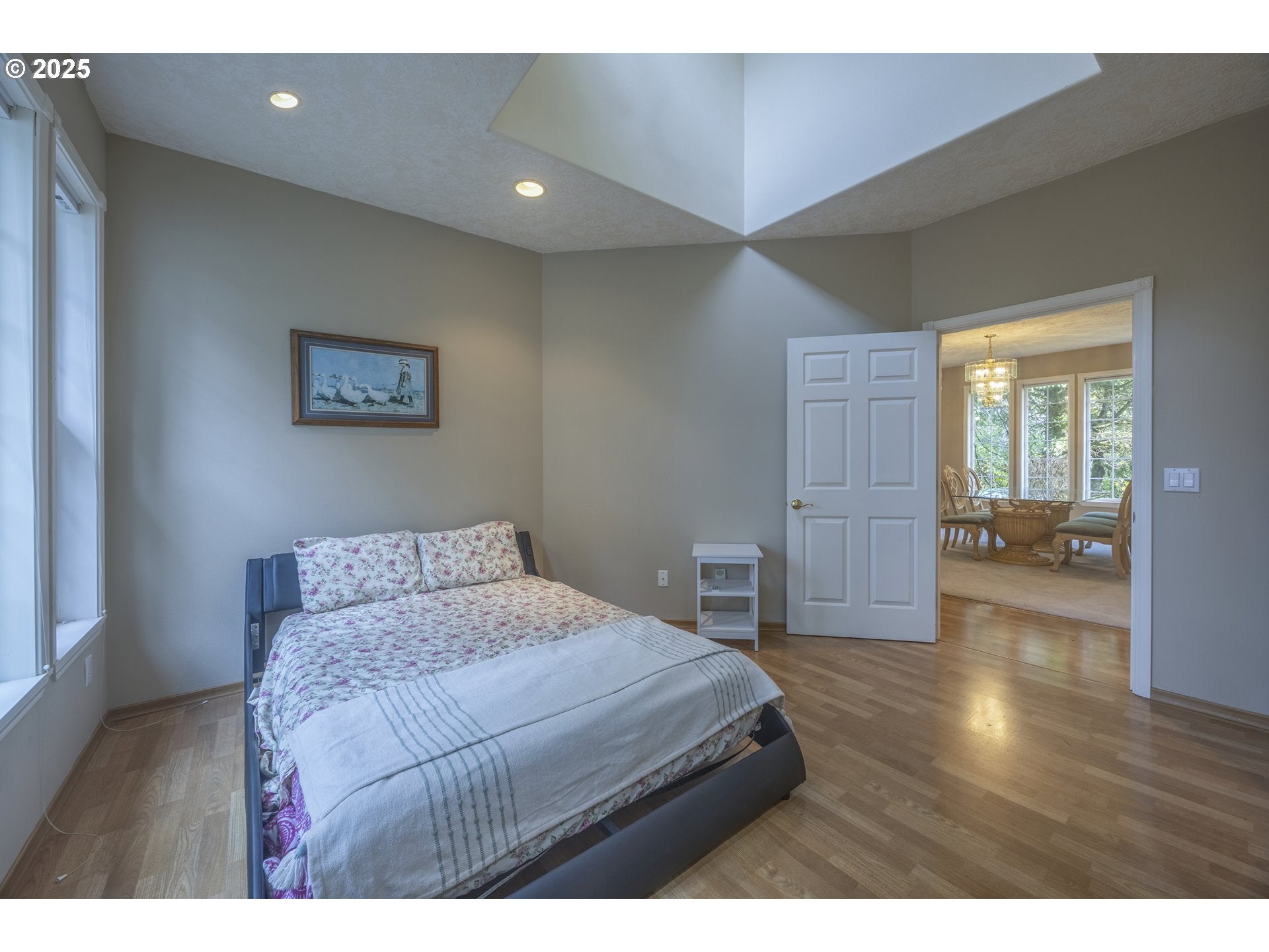 LincolnCity, Oregon, 97367, United States, 4 Bedrooms Bedrooms, ,3 BathroomsBathrooms,Residential,For Sale,1994923