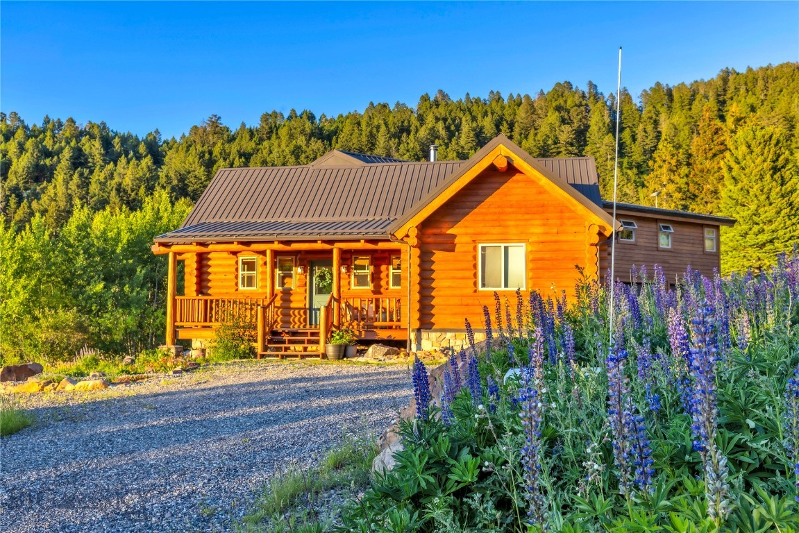 Bozeman, Montana, 59715, United States, 4 Bedrooms Bedrooms, ,5 BathroomsBathrooms,Residential,For Sale,1794934