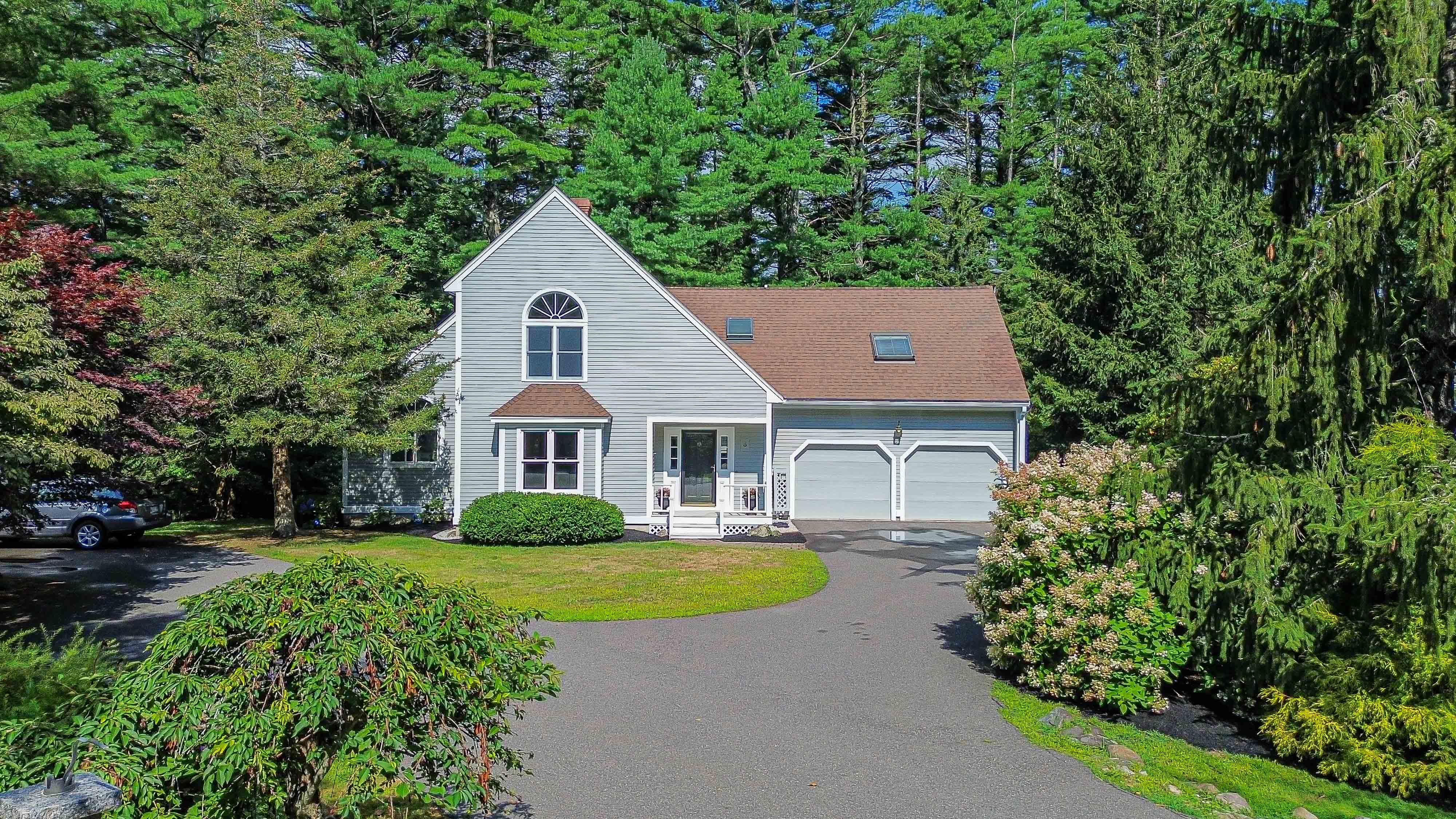York, Maine, 03909, United States, 3 Bedrooms Bedrooms, ,3 BathroomsBathrooms,Residential,For Sale,1912030