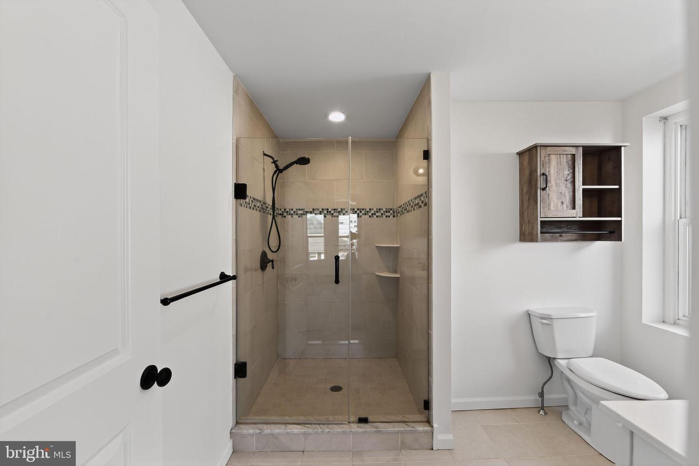 Conshohocken, Pennsylvania, 19428, United States, 3 Bedrooms Bedrooms, ,3 BathroomsBathrooms,Residential,For Sale,1989240