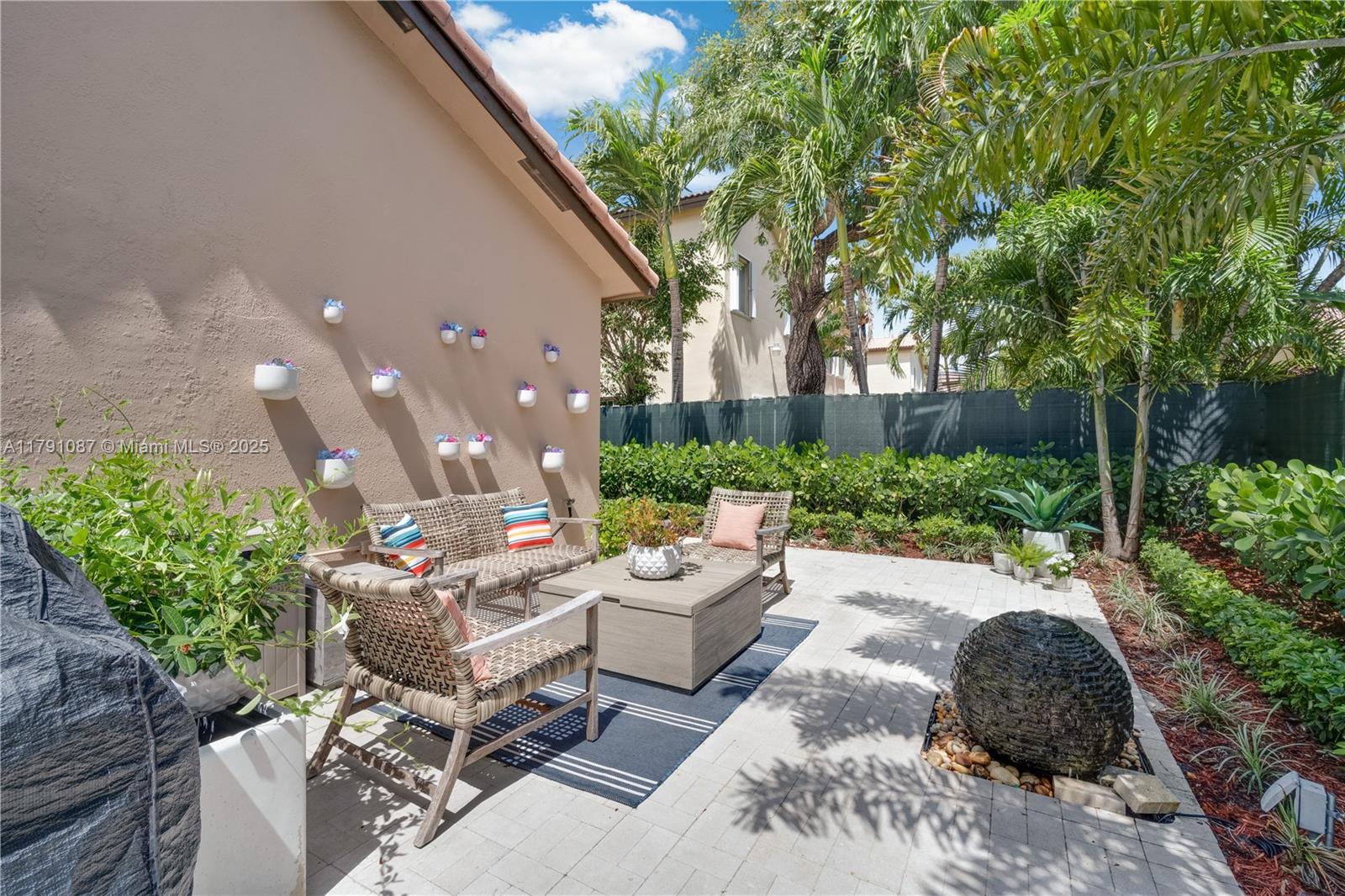 Doral, Florida, 33178, United States, 3 Bedrooms Bedrooms, ,2 BathroomsBathrooms,Residential,For Sale,1795059