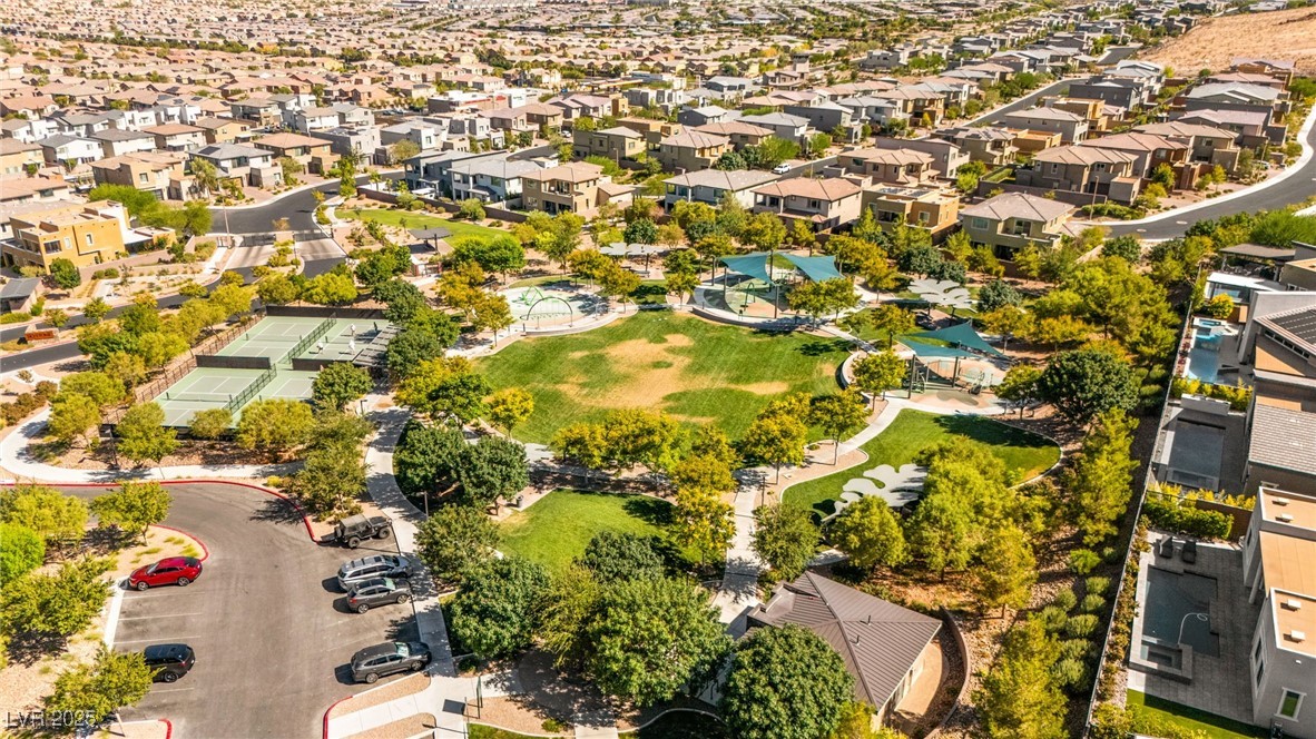Las Vegas, Nevada, 89135, United States, 4 Bedrooms Bedrooms, ,4 BathroomsBathrooms,Residential,For Sale,1926199