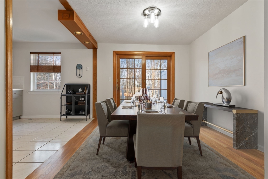 Danvers, Massachusetts, 01923, United States, 2 Bedrooms Bedrooms, ,2 BathroomsBathrooms,Residential,For Sale,2007441