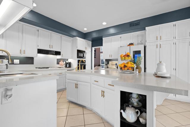 Menifee, California, 92584, United States, 5 Bedrooms Bedrooms, ,3 BathroomsBathrooms,Residential,For Sale,1914358
