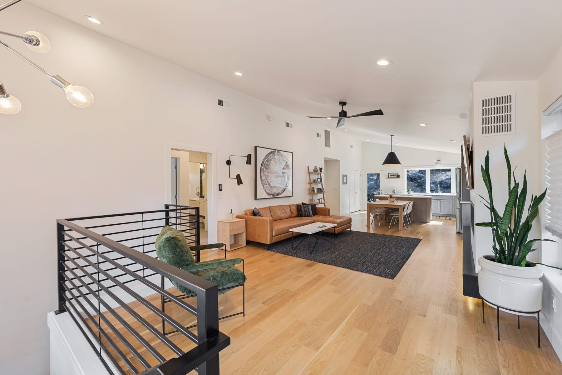  61552 Oakwood Place #1 & 2 Bend, OR 97702 - 物件實景