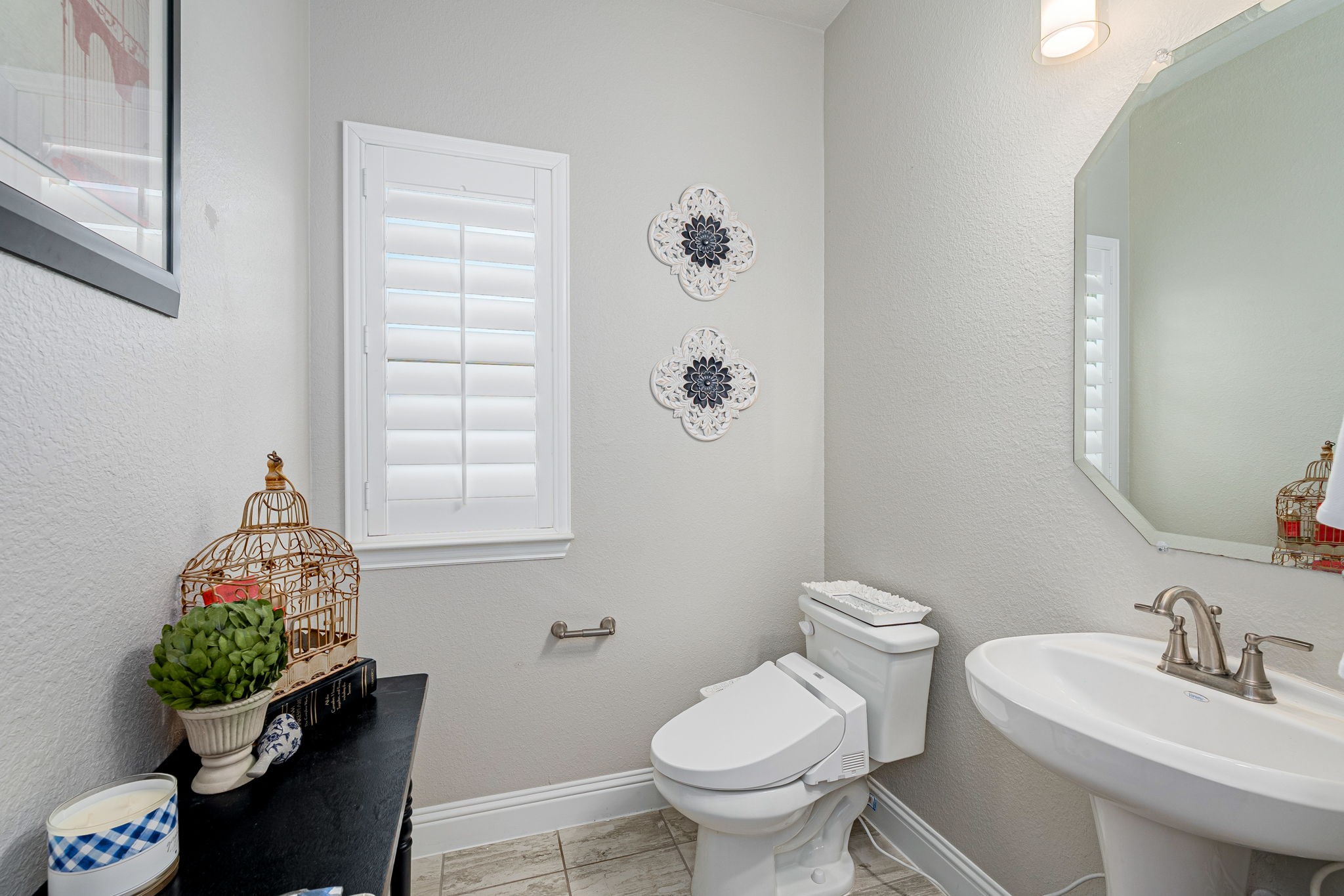 Van Alstyne, Texas, 75495, United States, 4 Bedrooms Bedrooms, ,4 BathroomsBathrooms,Residential,For Sale,1874431