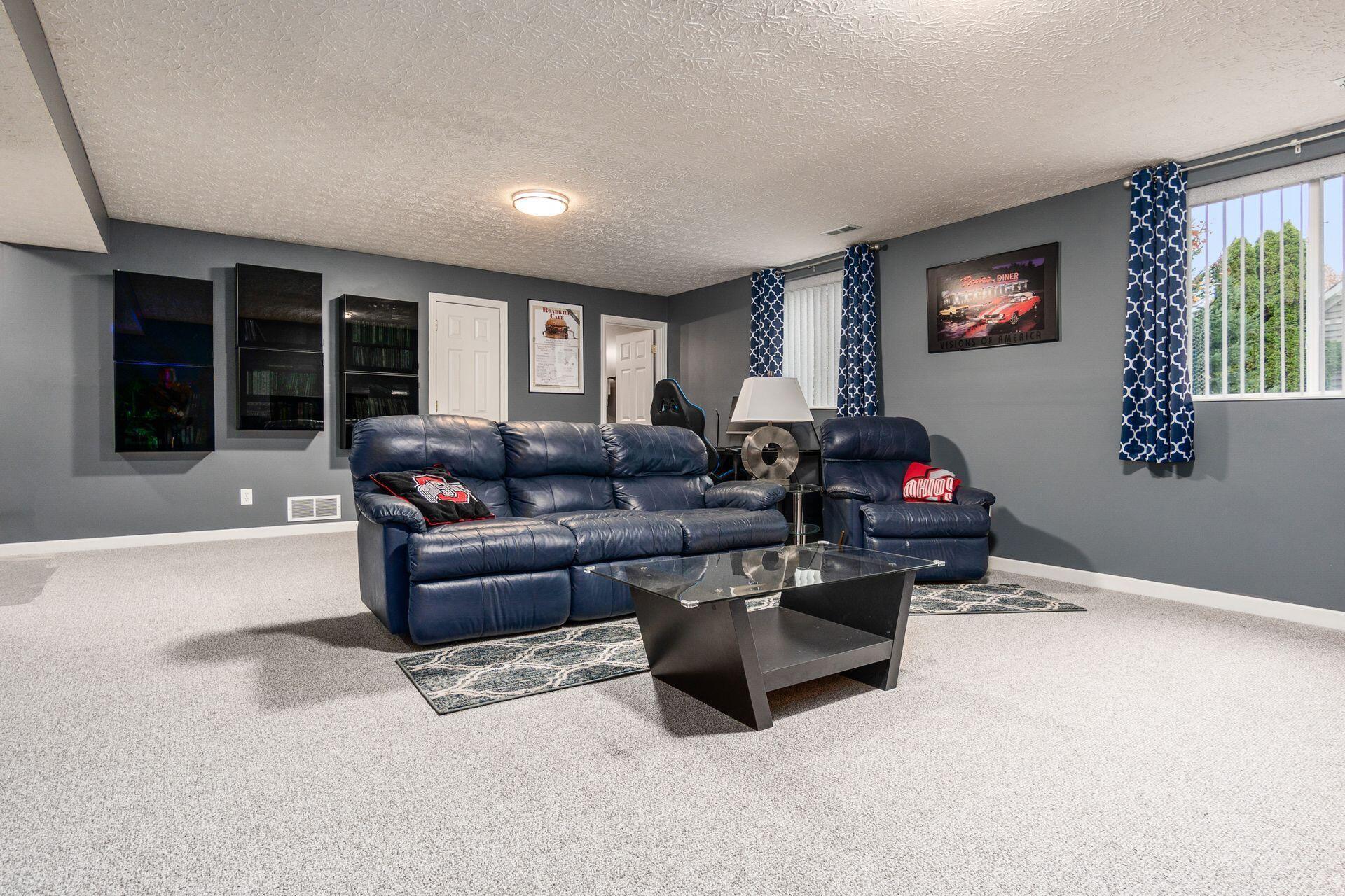 Dublin, Ohio, 43016, United States, 4 Bedrooms Bedrooms, ,4 BathroomsBathrooms,Residential,For Sale,1996840