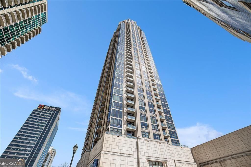 Atlanta, Georgia, 30363, United States, 3 Bedrooms Bedrooms, ,3 BathroomsBathrooms,Residential,For Sale,2035500