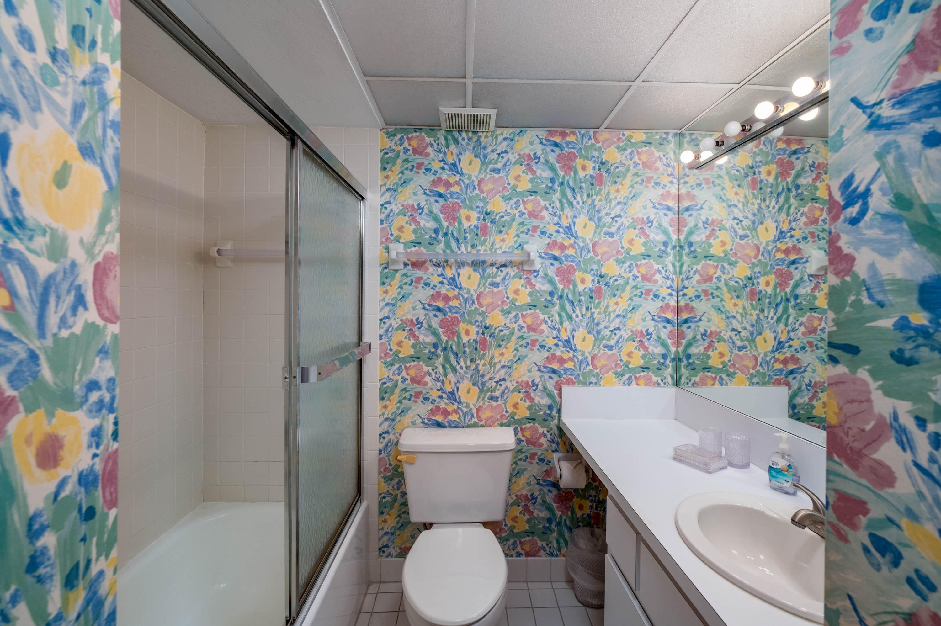 79901 Overseas Highway, 512, ISLAMORADA, Florida, 33036, United States, 2 Bedrooms Bedrooms, ,2 BathroomsBathrooms,Residential,For Sale,79901 Overseas Highway, 512,1635481