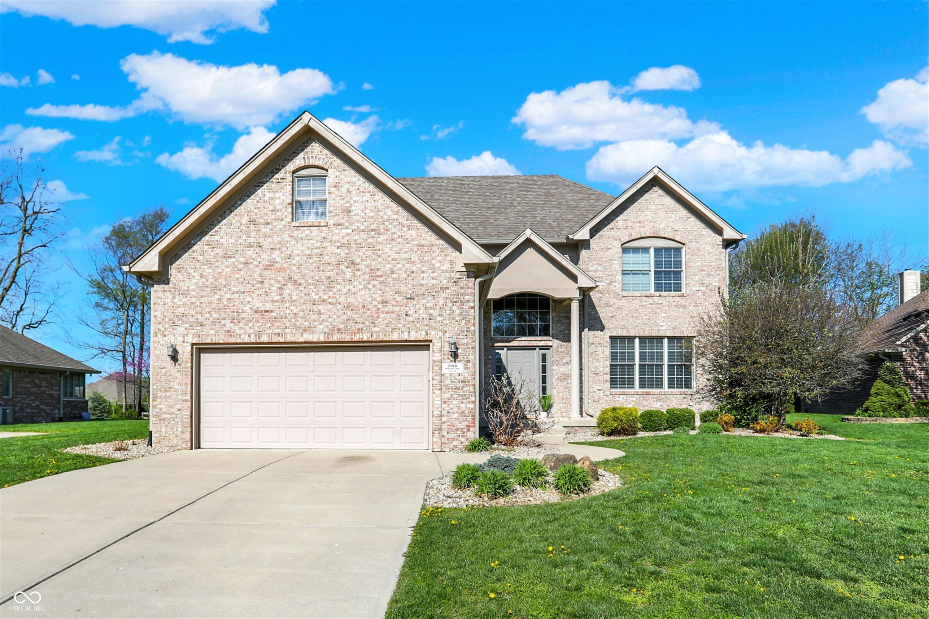 Greenwood, Indiana, 46142, United States, 4 Bedrooms Bedrooms, ,3 BathroomsBathrooms,Residential,For Sale,1921010