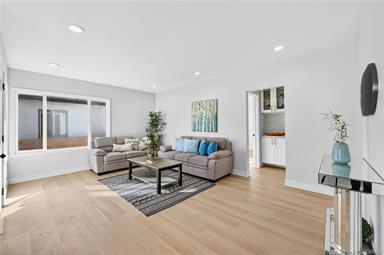 Wilmington, California, 90744, United States, 2 Bedrooms Bedrooms, ,1 BathroomBathrooms,Residential,For Sale,2011715