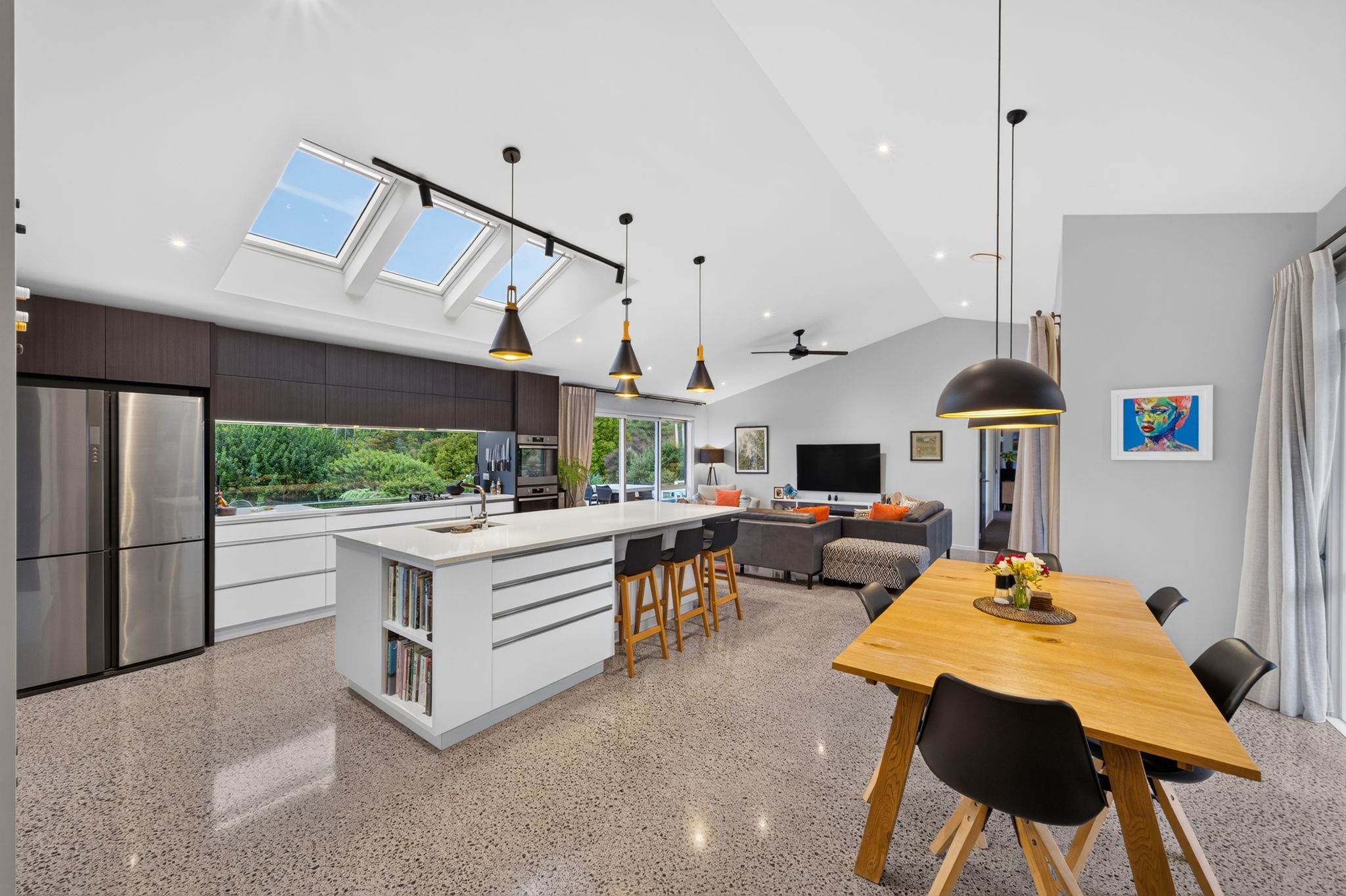  Bespoke in Design, Home and Income Retreat - 物件實景