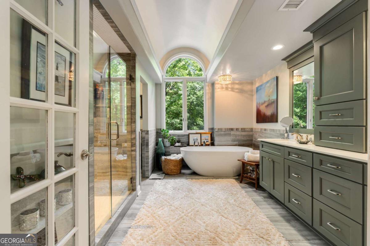 Dawsonville, Georgia, 30534, United States, 4 Bedrooms Bedrooms, ,4 BathroomsBathrooms,Residential,For Sale,1989669