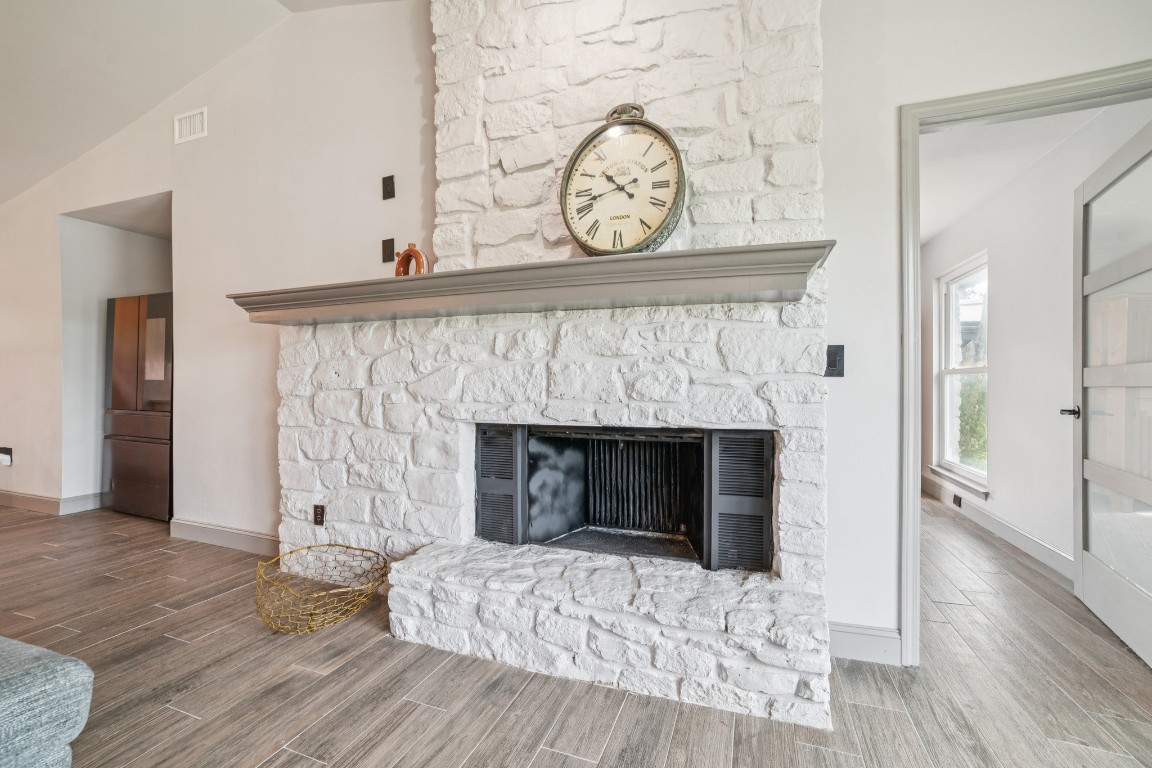 Austin, Texas, 78736, United States, 3 Bedrooms Bedrooms, ,2 BathroomsBathrooms,Residential,For Sale,1849915