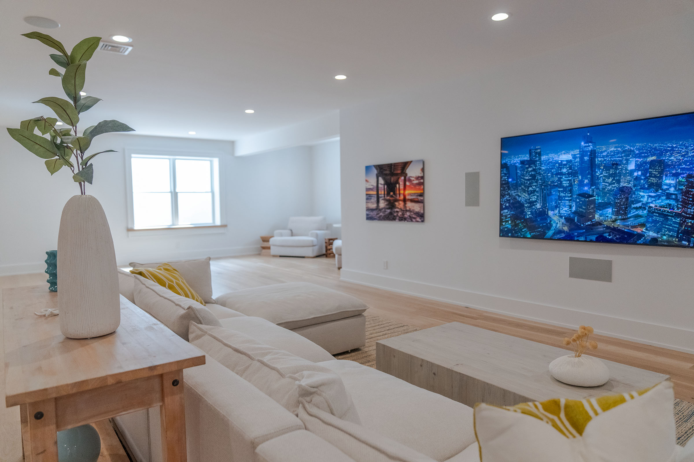 Southold, New York, 11971, United States, 4 Bedrooms Bedrooms, ,6 BathroomsBathrooms,Residential,For Sale,2005838