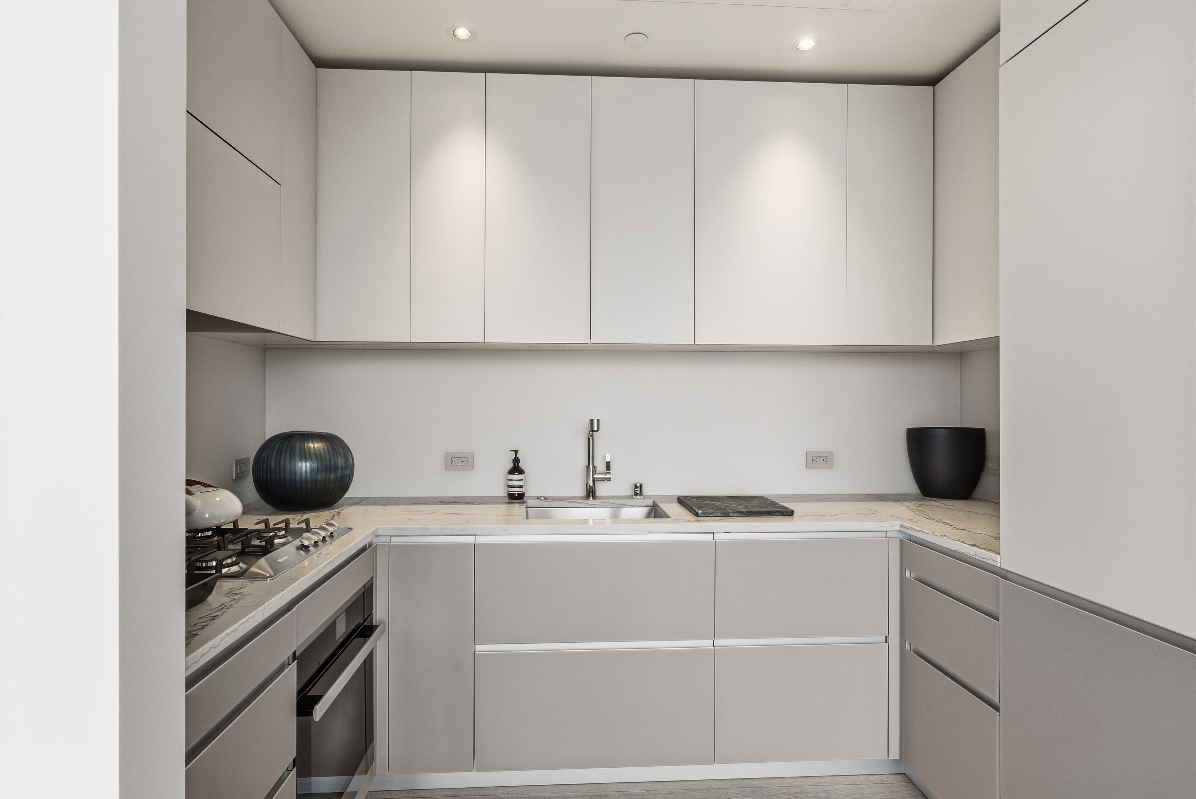  Luxury Living at 181 Fremont - 物件實景